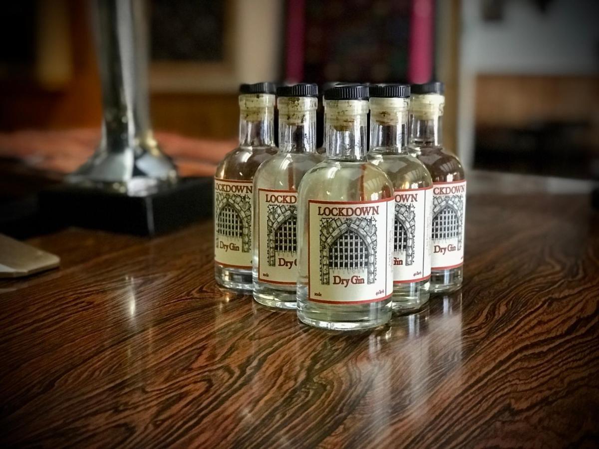 The White Horse Inn, Clun Ngoại thất bức ảnh