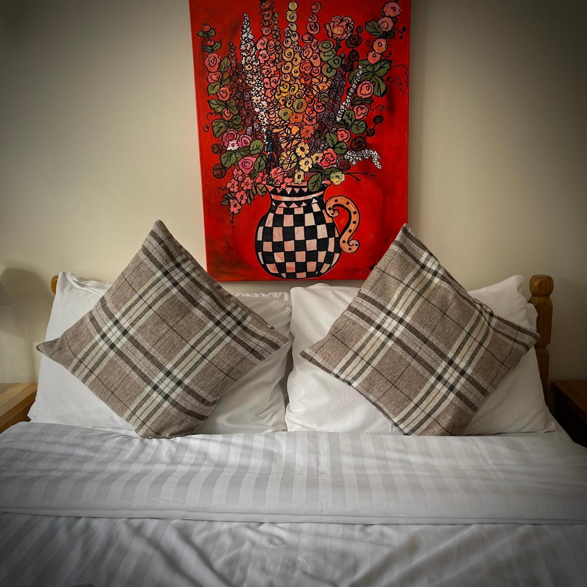 The White Horse Inn, Clun Ngoại thất bức ảnh